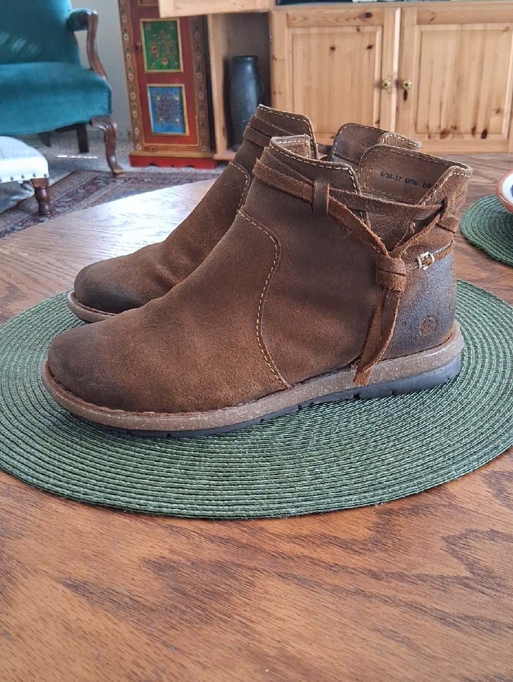 Born Wynter Brown Leather Boho Tassel Ankle Zip Boots Size 6